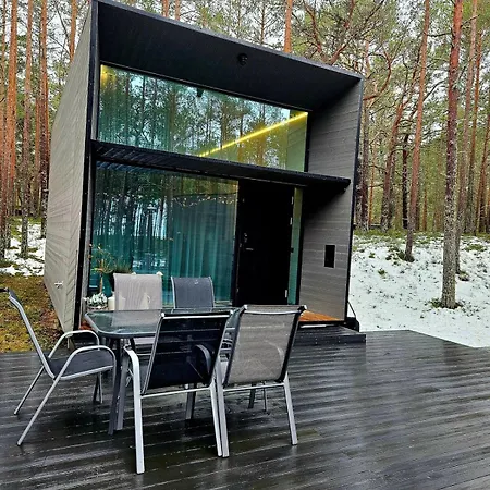Апартаменты House In Lohusalu - For Extra Cost Sauna And Barrel Bath Лауласмаа